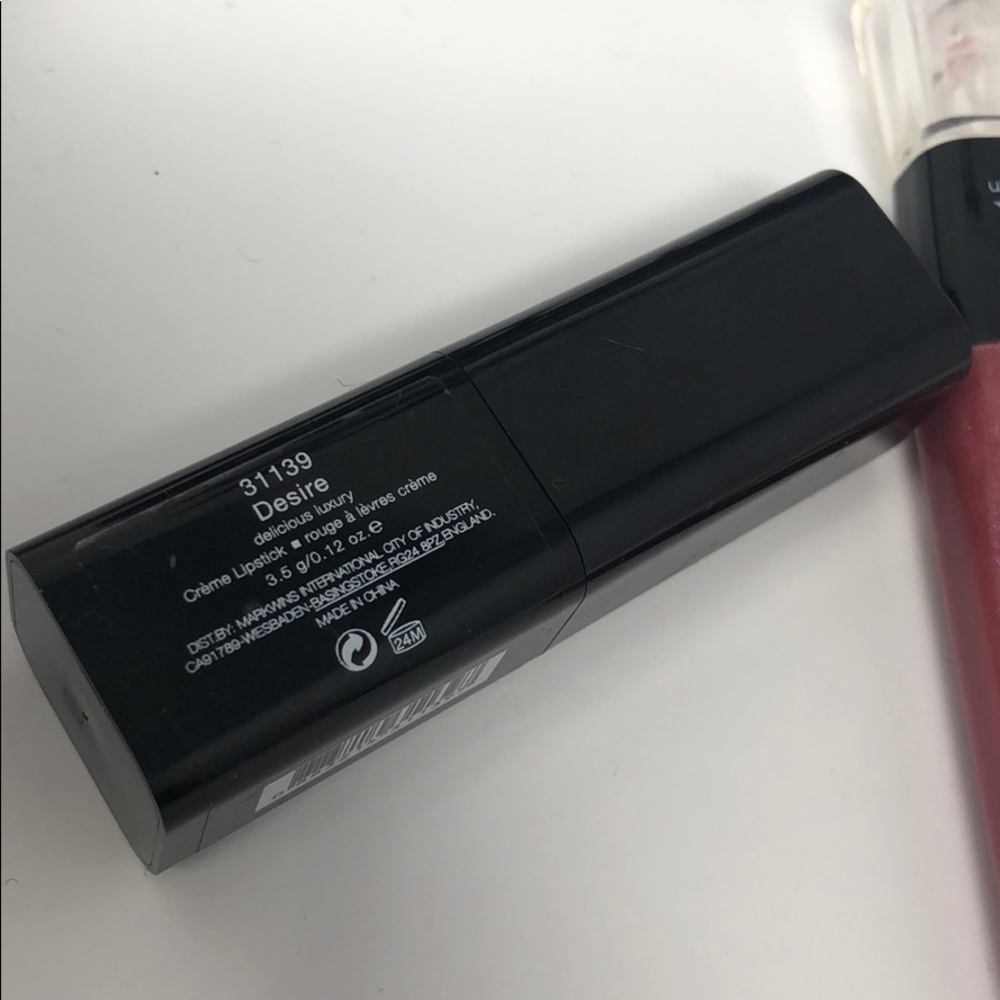 ❤️3/$25❤️Makeup - Picture 4 of 8